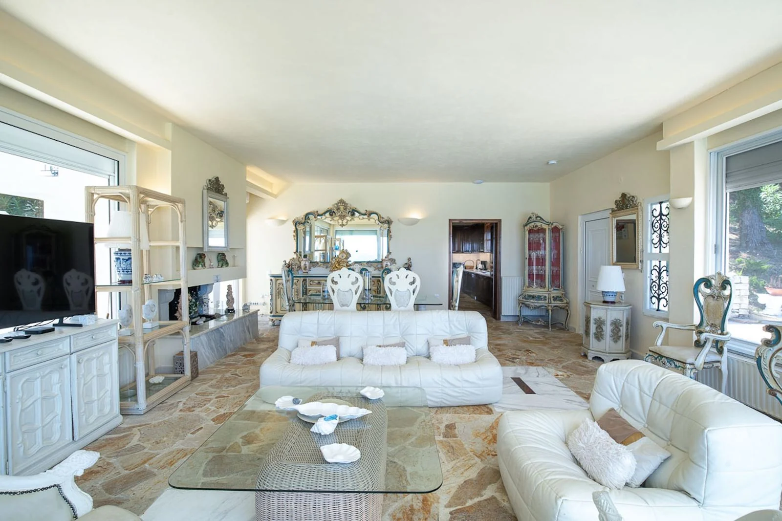 Main salon, Corfu villa